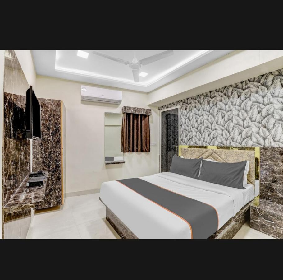 Hotel Bhavya Residency أحمد أباد المظهر الخارجي الصورة